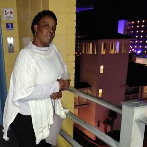 Meet your Posher, Yolanda